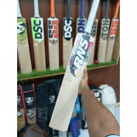 EW Larsons Ultimo English Willow Cricket Bat